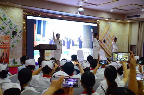 学礼仪，提服务——张仲景大药房礼仪培训精彩结课